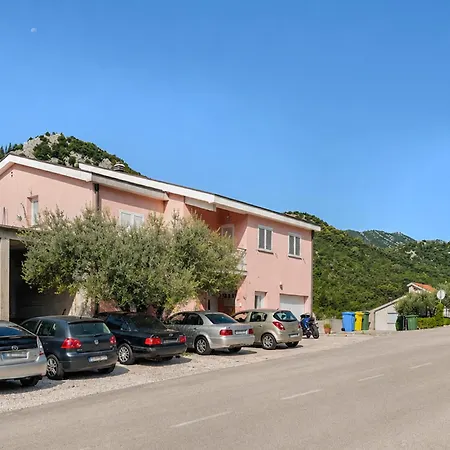 6 Bedroom Gorgeous In Vrgorac